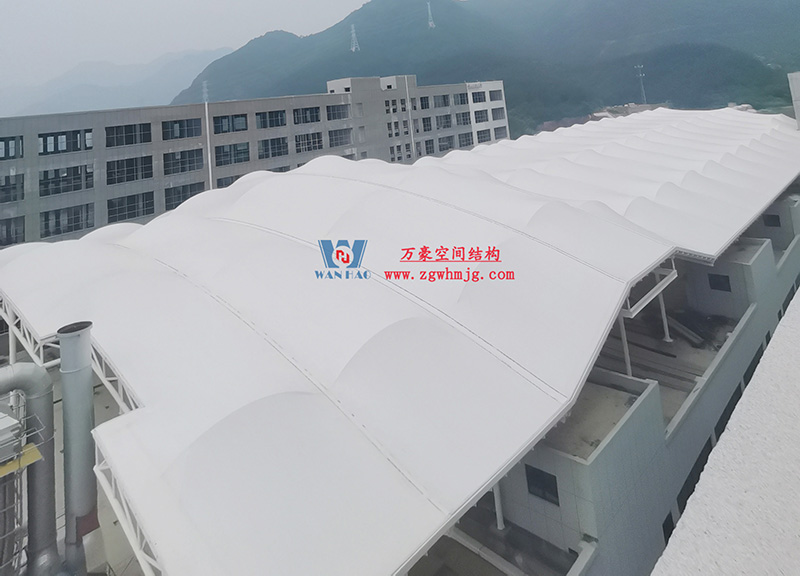浙江真愛毯業(yè)科技有限公司廠房三屋面膜結(jié)構(gòu)工程完工大吉！