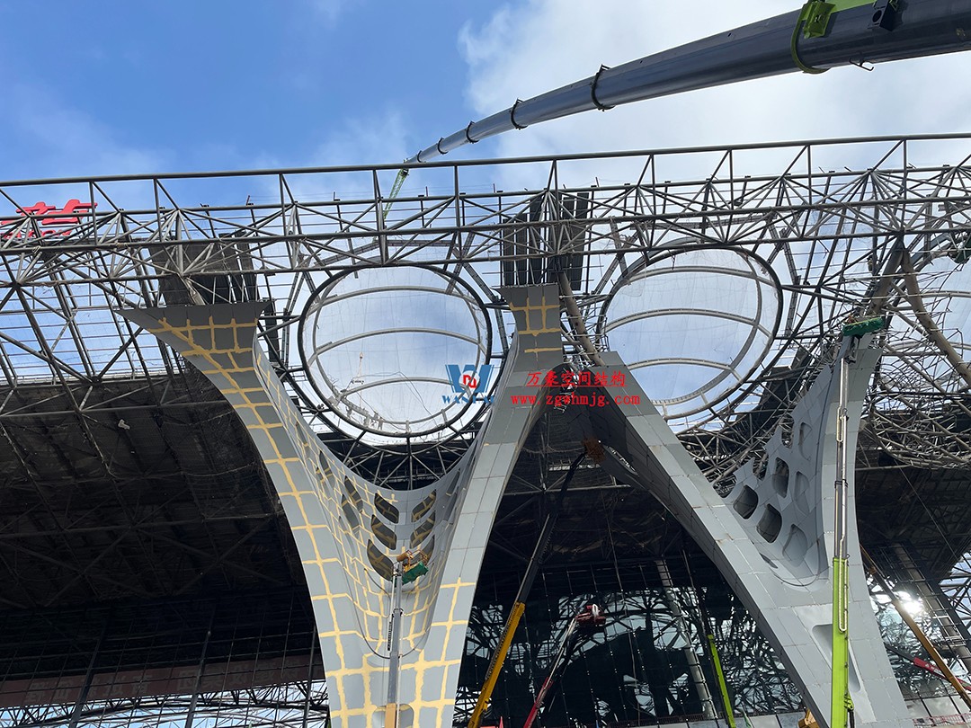 重慶東站站房正在加速建設(shè)，全力繪就項目新篇章