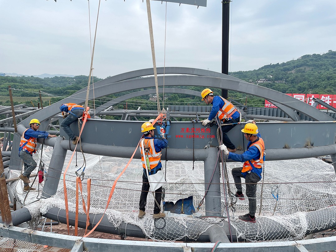 重慶東站站房正在加速建設(shè)，全力繪就項目新篇章