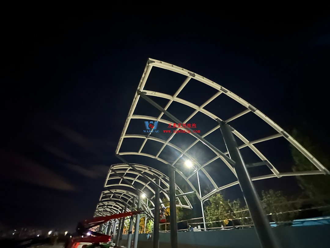 全面加速建設(shè)，創(chuàng)建優(yōu)質(zhì)精品工程