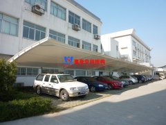膜結(jié)構(gòu)停車棚的利潤是怎樣的？如何讓做膜結(jié)構(gòu)車棚的顧客利益最大化？