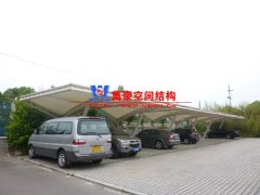 做膜結(jié)構(gòu)車棚報(bào)價(jià)價(jià)格差距很大，該怎么選膜結(jié)構(gòu)公司?