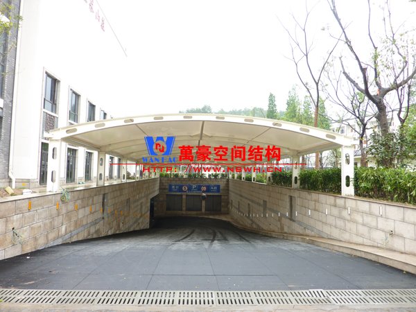 地下車庫膜結(jié)構(gòu)出入口