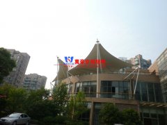 膜結(jié)構(gòu)和傳統(tǒng)結(jié)構(gòu)對(duì)比有哪些優(yōu)勢(shì)？膜結(jié)構(gòu)建筑有哪些突出的特點(diǎn)？