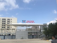 PTFE膜結(jié)構(gòu)建筑材料由什么組成？PTFE膜結(jié)構(gòu)材料有哪些特性？